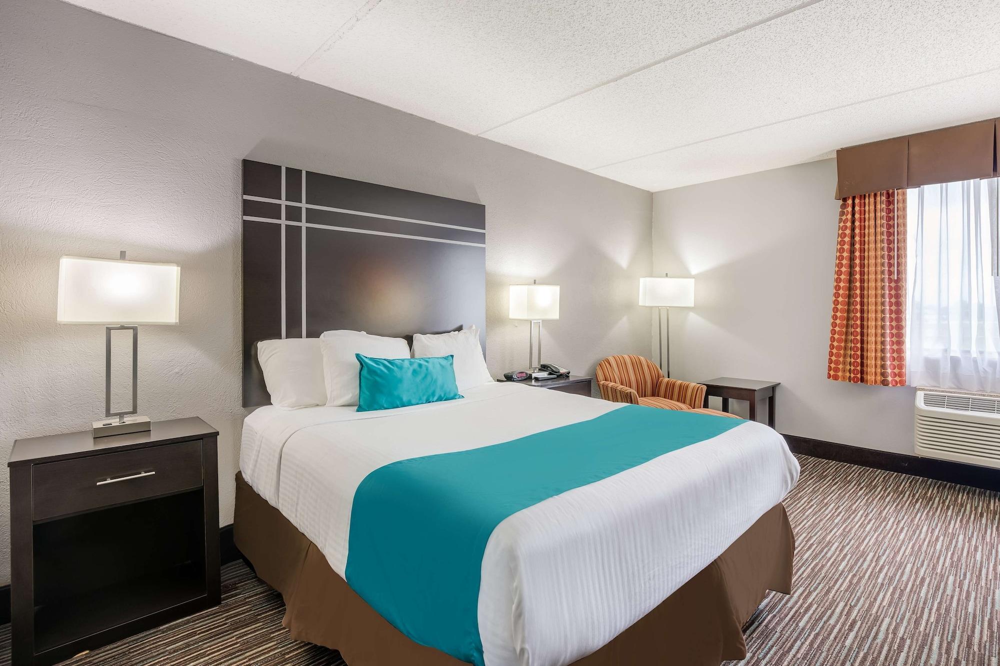 Best Western Waukesha Grand Pewaukee Exterior foto