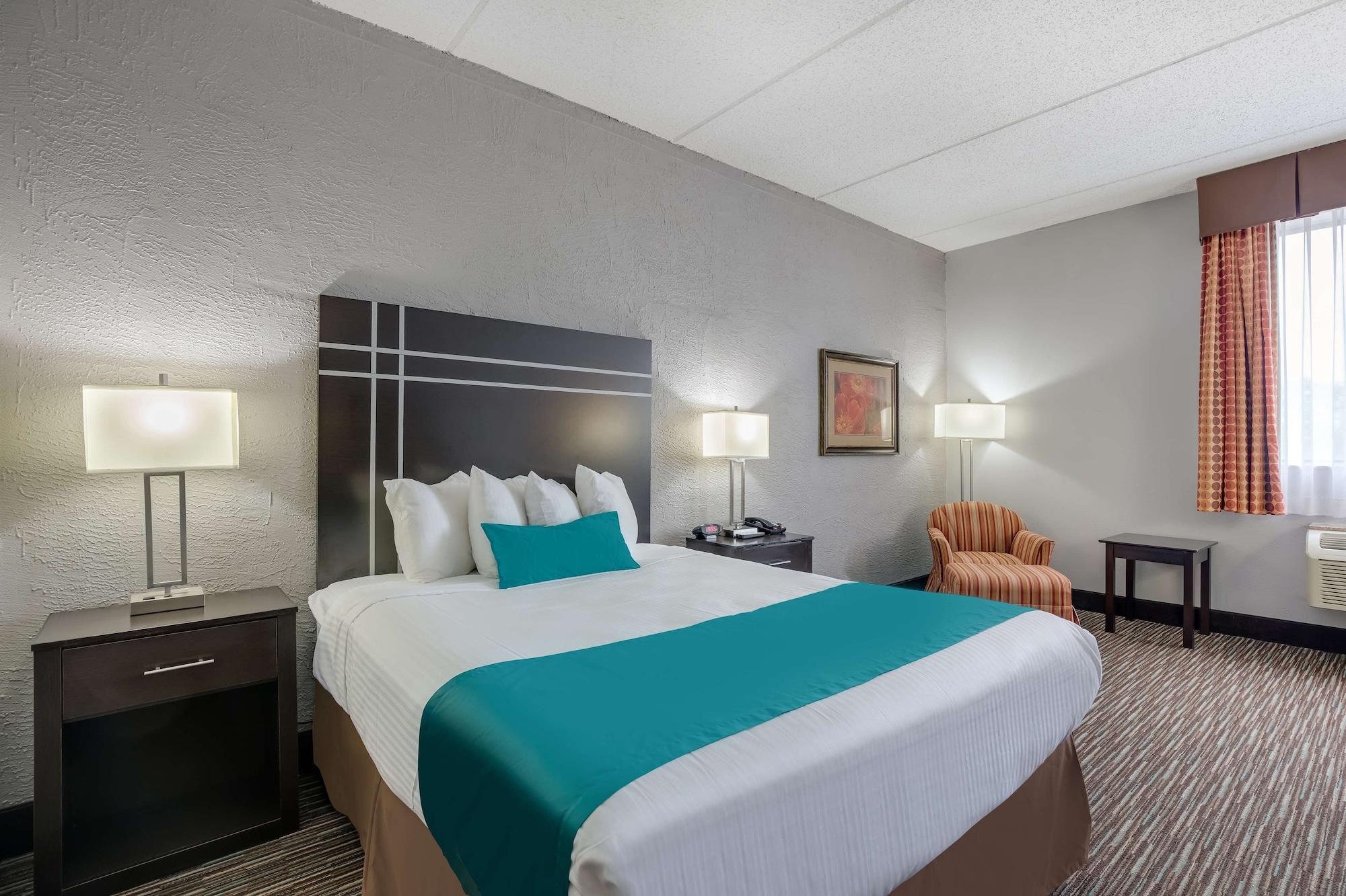Best Western Waukesha Grand Pewaukee Exterior foto